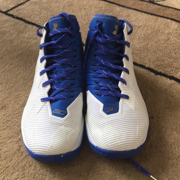 Under Armour Curry 2.5 Mens Basketball Sneakers - Picture 5 of 5